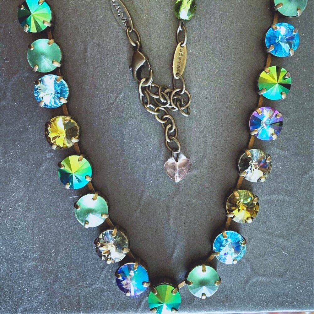 Sabika Vintage Vivid Manhattan Choker